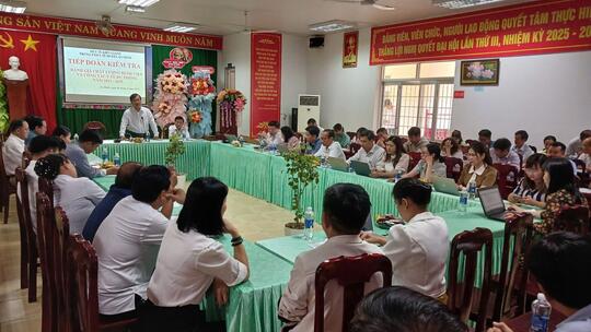 <a href="/menu-second/tin-tuc-su-kien/tin-hoat-dong-so" title="Tin hoạt động trung tâm" rel="dofollow">Tin nổi bật</a>